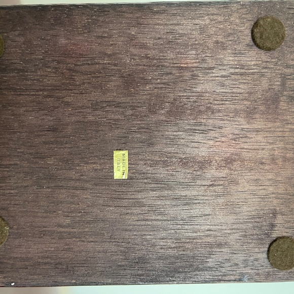 Giuseppe Armani Porcelain Woman and Child Figurine - Picture 8 of 8